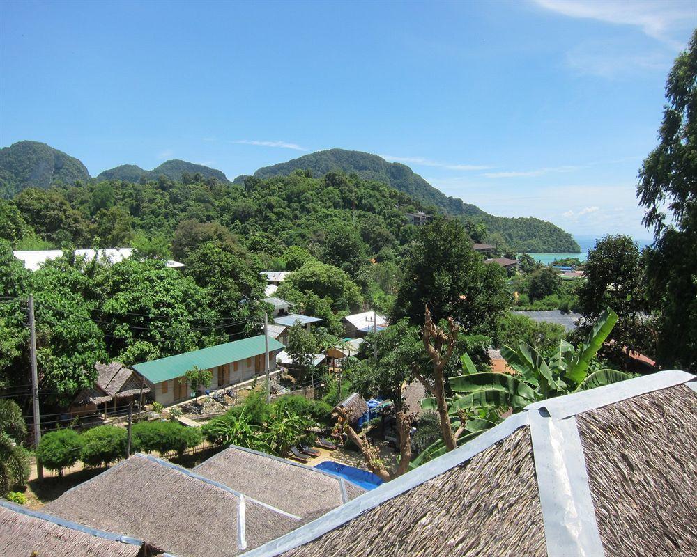Bamboo Mountain View Phi Phi Resort Exterior photo