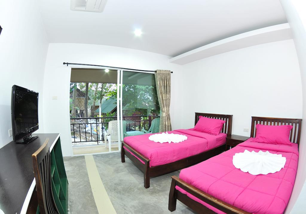 Bamboo Mountain View Phi Phi Resort Room photo
