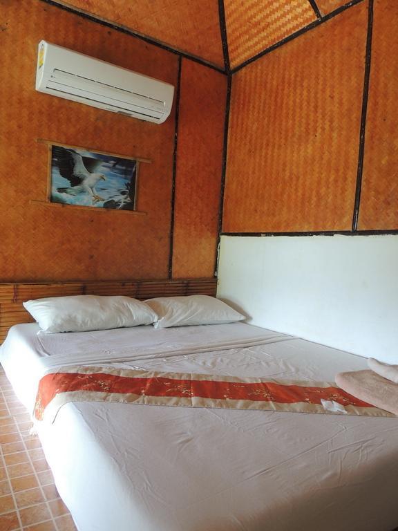 Bamboo Mountain View Phi Phi Resort Room photo